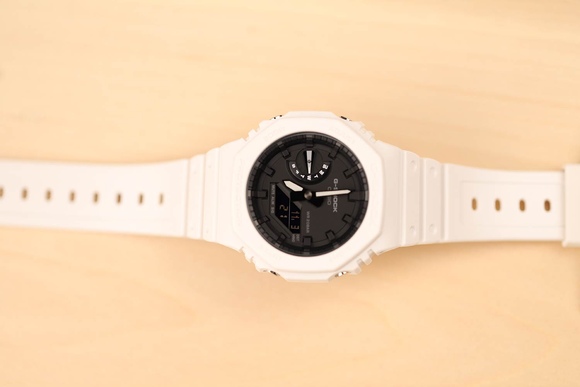 Casio GA-2100-7AER